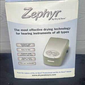 Zephyr‎ Earring Aid Dry & Store